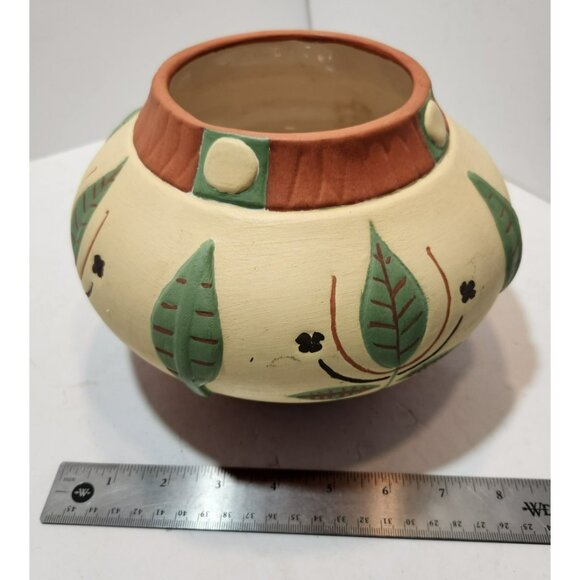 Vintage Southwestern Pottery Vase Round with Leaves Tan Green Brown 6" Tall - Picture 15 of 15
